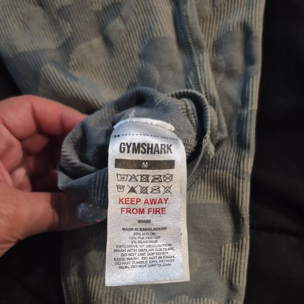 Gymshark Camo Leggings - Picture 4 of 5